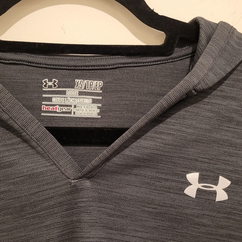 2/$18 Under Armour UA Heat Gear Lightweight Loose Hoodie Heathered Gray Sweater - Picture 3 of 5